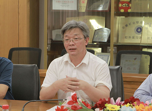 中國礦業(yè)大學黨委書記劉波一行到上海創(chuàng)力集團走訪交流(圖2)